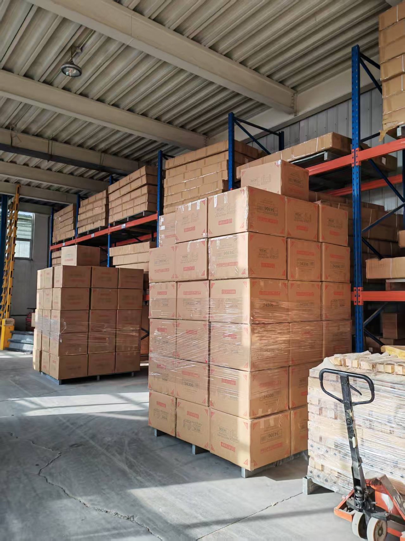 Packed furniture goods and warehouse equipment